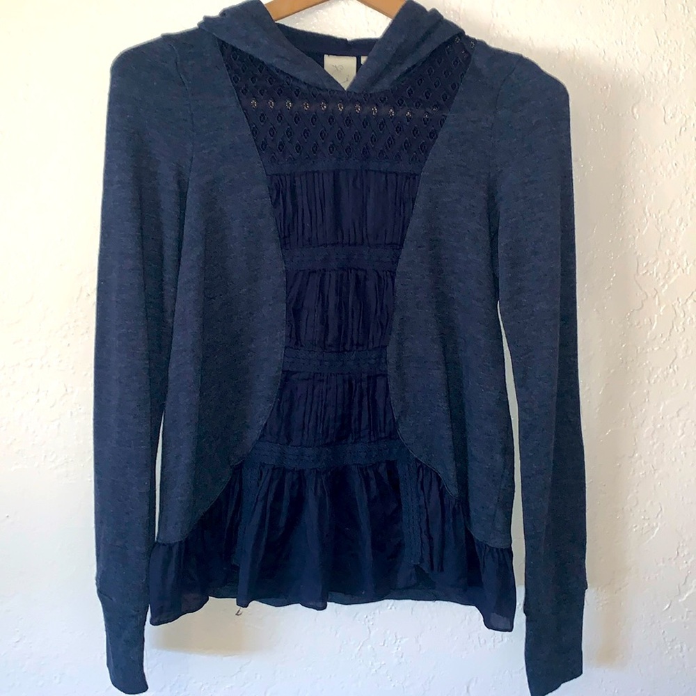 Anthro Eloise Mixed Media Peplum Top Hooded Crochet Lace Trim Ruffle Hem Blue XS
